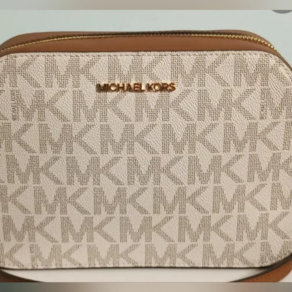 MICHAEL KORS HOUSTON LARGE ZIP CROSSBODY VANILLA / LUGGAGE